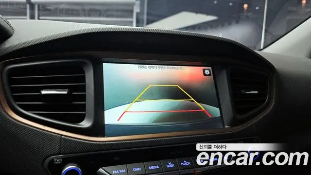 Hyundai Ioniq 2018 — фото 15