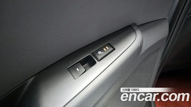 Hyundai Ioniq 2018 — фото 18