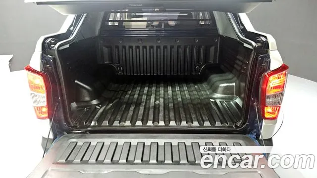 KG_Mobility_Ssangyong Rexton 2018 — фото 20