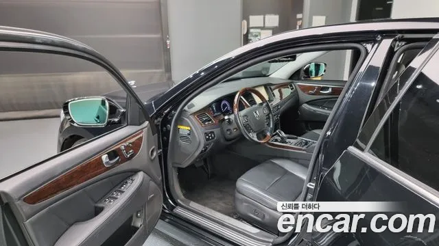 Hyundai Equus 2014 — фото 11