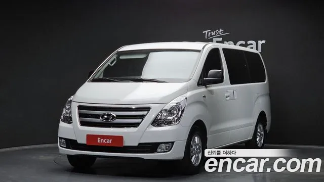 Hyundai Starex 2018 — фото 1