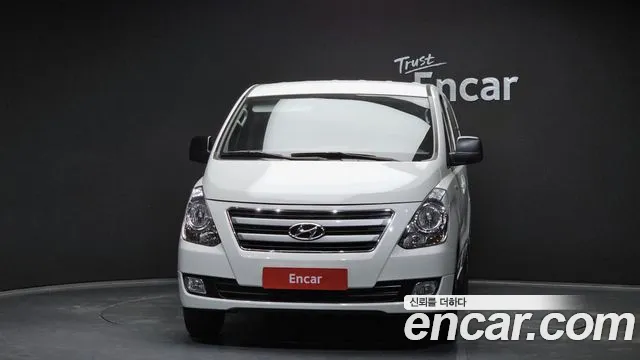 Hyundai Starex 2018 — фото 3
