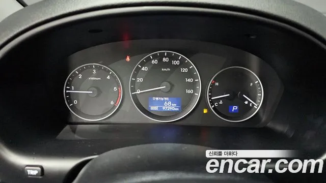 Hyundai Starex 2018 — фото 8
