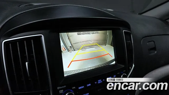 Hyundai Starex 2018 — фото 15