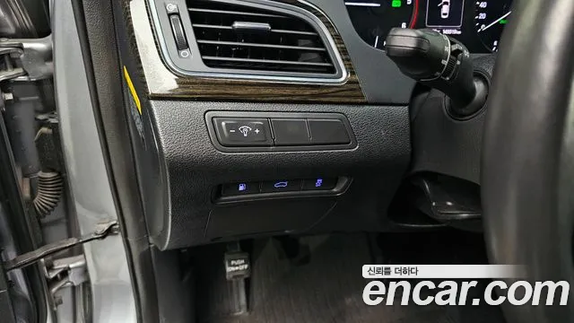 Hyundai Sonata 2016 — фото 13