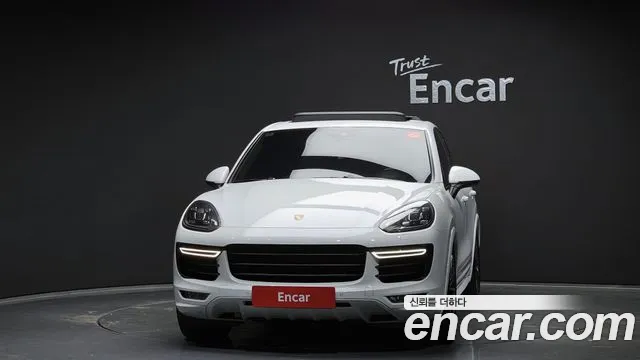 Porsche Cayenne 2016 — фото 3