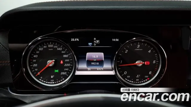 Mercedes-Benz E-Class 2018 — фото 8
