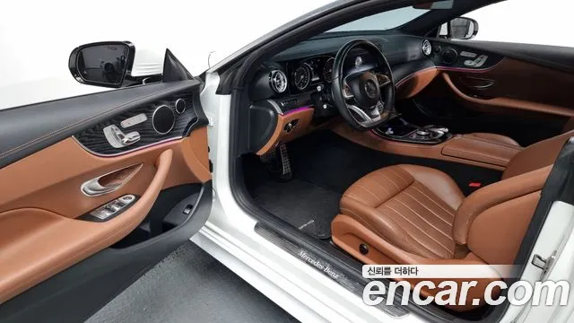 Mercedes-Benz E-Class 2018 — фото 11