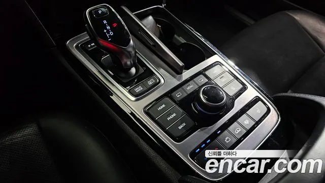 Hyundai Equus 2014 — фото 9