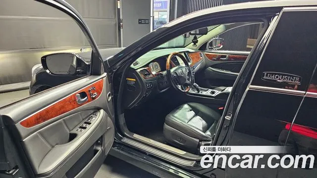 Hyundai Equus 2014 — фото 11