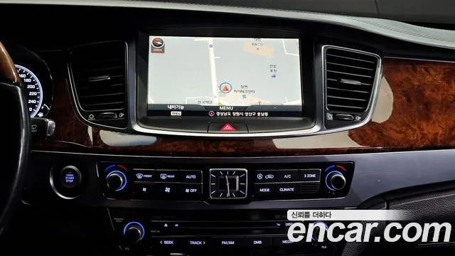 Hyundai Equus 2014 — фото 14