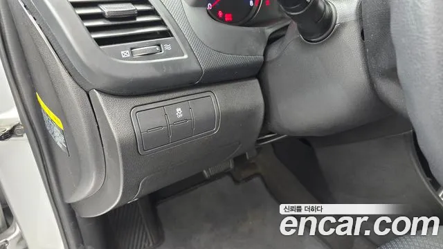 Hyundai Accent 2017 — фото 15