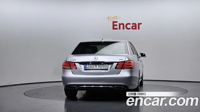 Mercedes-Benz E-Class 2014 — фото 4