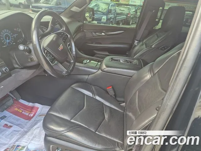 Cadillac Escalade 2017 — фото 10