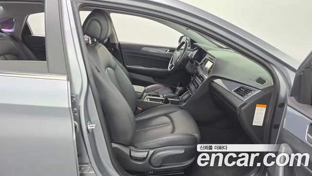 Hyundai Sonata 2016 — фото 11