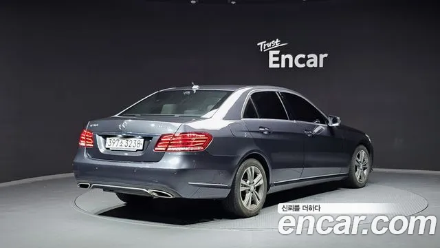 Mercedes-Benz E-Class 2016 — фото 2