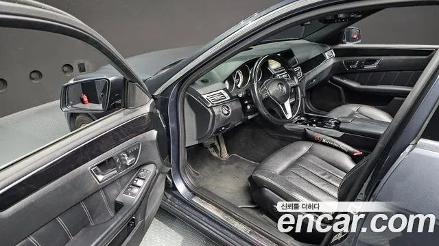 Mercedes-Benz E-Class 2016 — фото 11