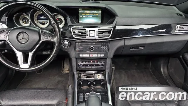 Mercedes-Benz E-Class 2016 — фото 14