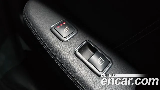 Mercedes-Benz E-Class 2016 — фото 19
