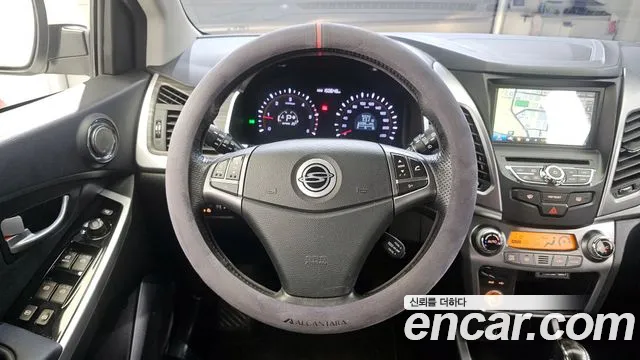 KG_Mobility_Ssangyong KORANDO 2015 — фото 13