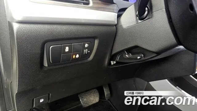 KG_Mobility_Ssangyong KORANDO 2015 — фото 15