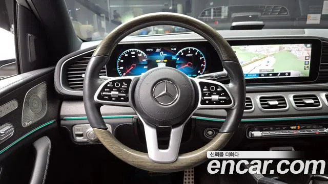 Mercedes-Benz GLS-Class 2021 — фото 13