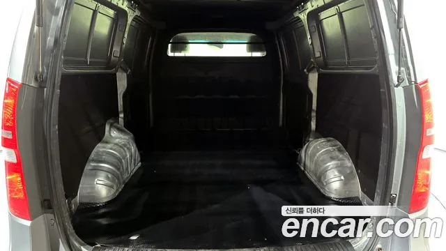 Hyundai Starex 2019 — фото 20