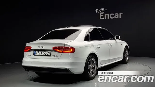 Audi A4 2015 — фото 2