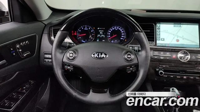 Kia K9 2015 — фото 13