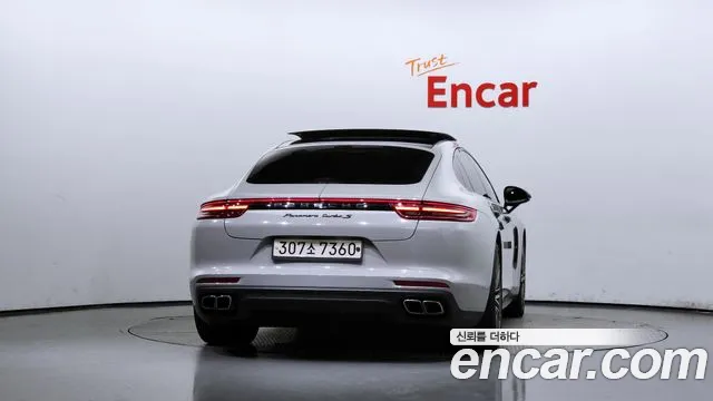 Porsche Panamera 2017 — фото 4