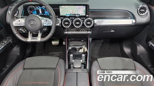 Mercedes-Benz GLB-Class 2023 — фото 7