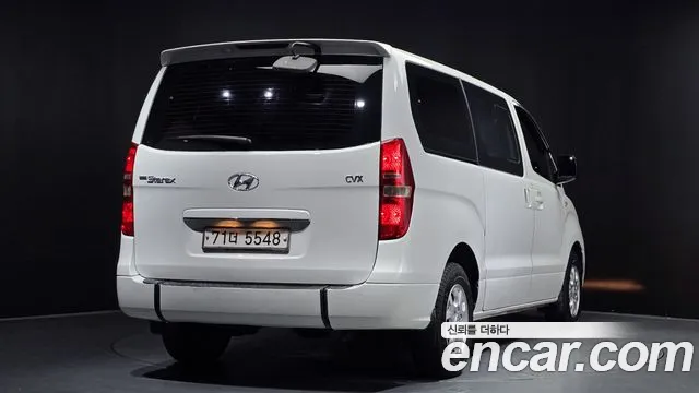 Hyundai Starex 2011 — фото 2