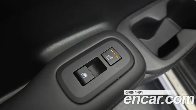 Hyundai Santafe 2025 — фото 18