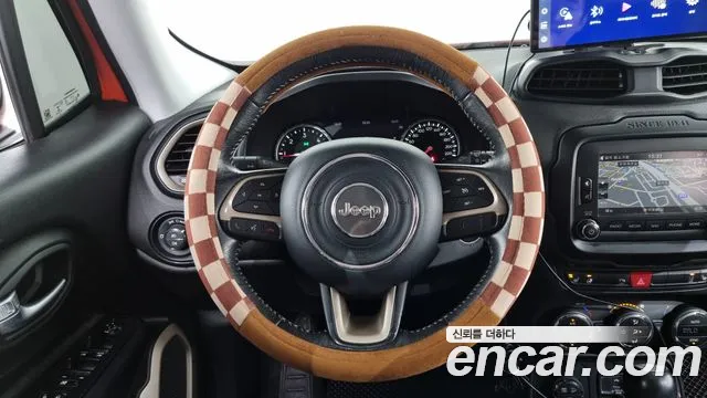 Jeep Renegade 2015 — фото 13