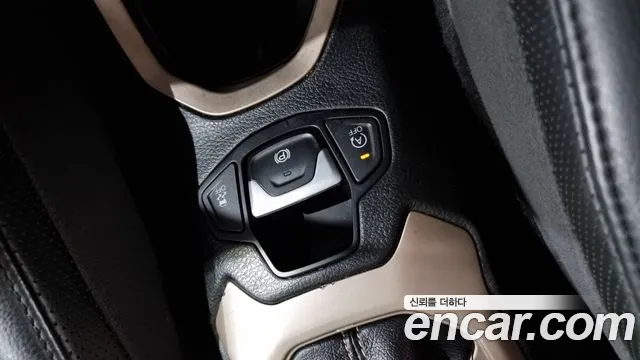 Jeep Renegade 2015 — фото 18