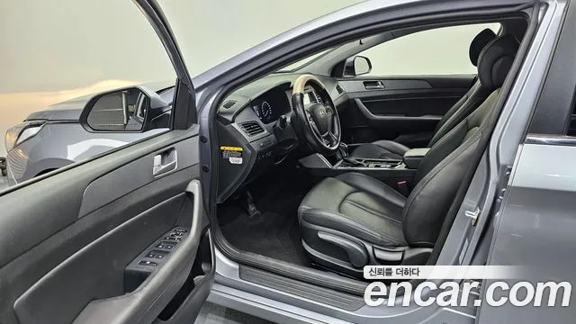 Hyundai Sonata 2017 — фото 10