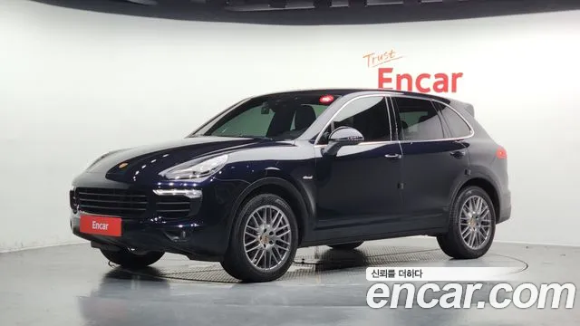 Porsche Cayenne 2016 — фото 1