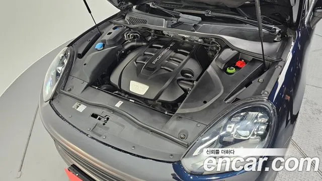 Porsche Cayenne 2016 — фото 6