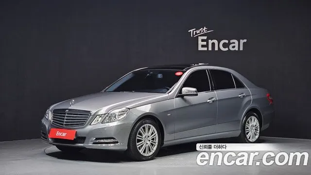 Mercedes-Benz E-Class 2012 — фото 1