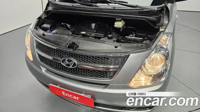 Hyundai Starex 2015 — фото 6