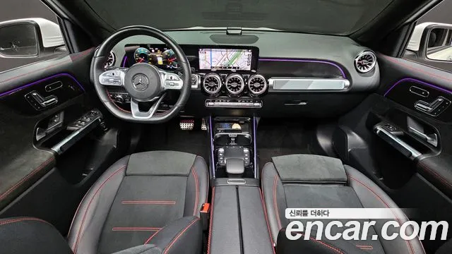 Mercedes-Benz GLB-Class 2023 — фото 7
