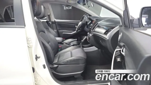 KG_Mobility_Ssangyong KORANDO 2014 — фото 10