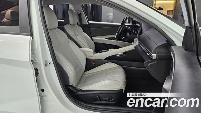 Hyundai AVANTE 2023 — фото 10