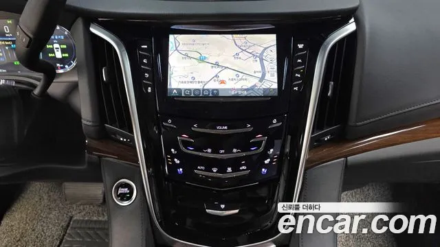 Cadillac Escalade 2020 — фото 14