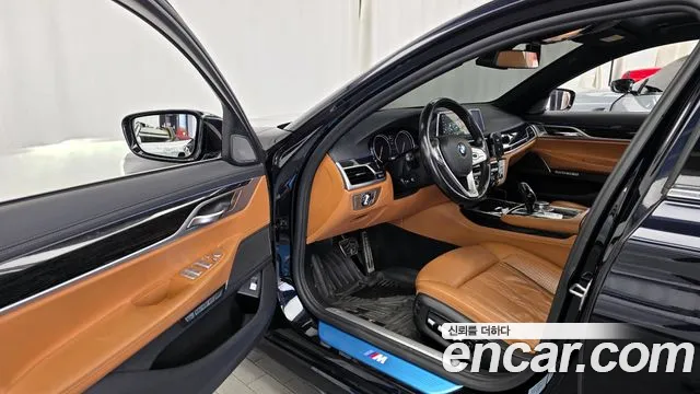 BMW 7-Series 2018 — фото 10