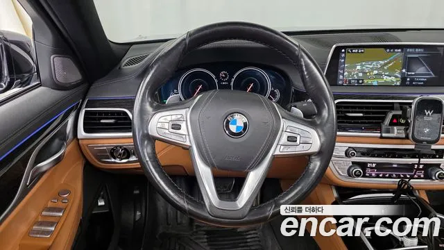 BMW 7-Series 2018 — фото 13