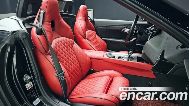 BMW Z4 2019 — фото 10