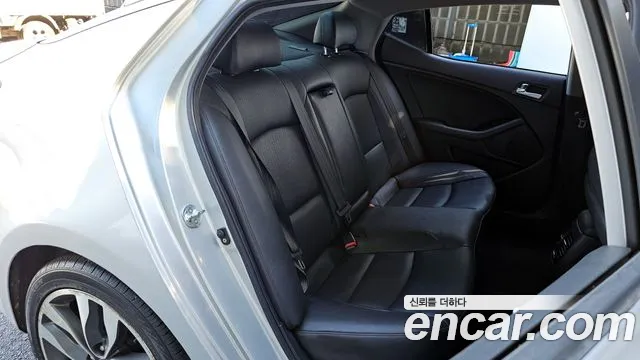 Kia K5 2015 — фото 12