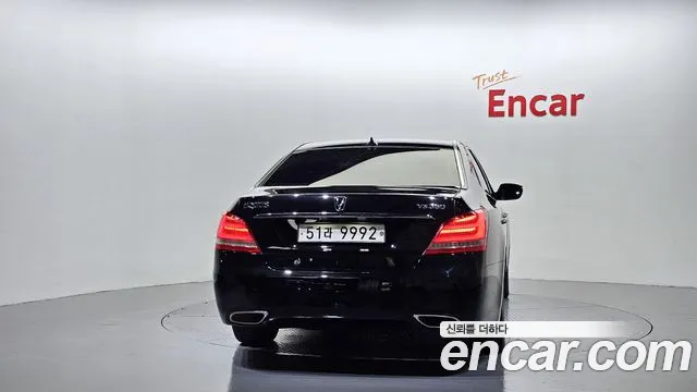 Hyundai Equus 2015 — фото 4