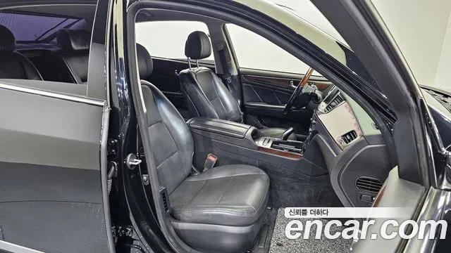 Hyundai Equus 2015 — фото 12